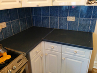 Worktop with joining strip